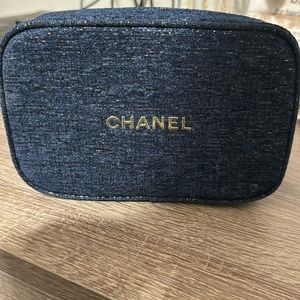 Chanel 2023 Christmas collection sold out!